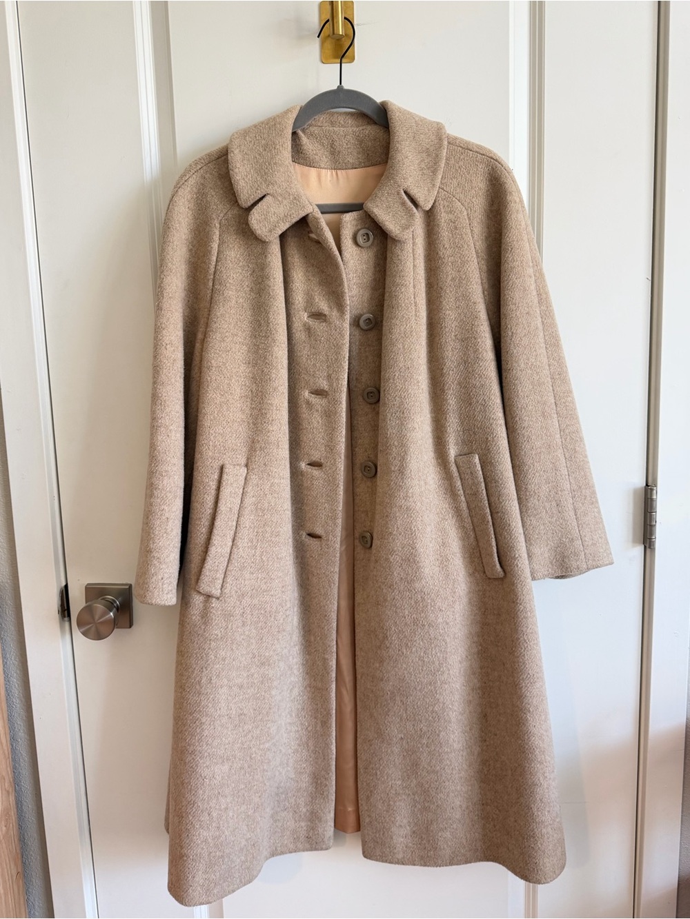 Vintage Shagmoor Wool Blend Coat Union Made Beige Tan Long Overcoat